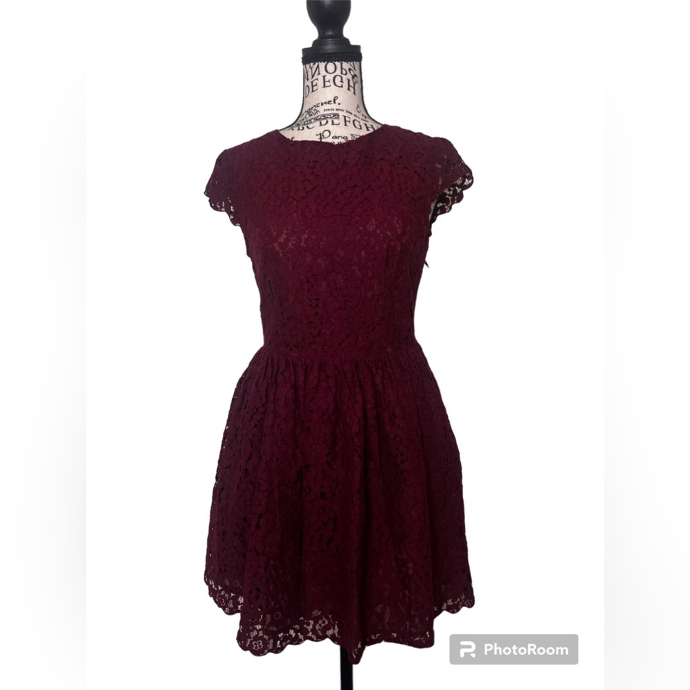 Divided by H&M burgundy Dress Size Small